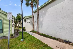 13405 Pinelake Way, Tampa, FL 33618 - Photo 5