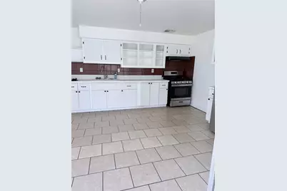 1843 N Washington Avenue, Clearwater, FL 33755 - Photo 17