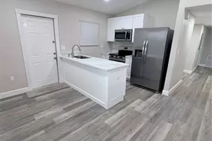 927 Lakewood Ave, Tampa, FL 33613 - Photo 5