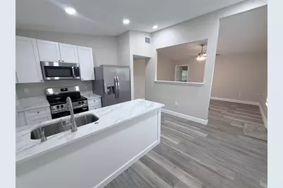 927 Lakewood Avenue, Tampa, FL 33613 - Photo 3