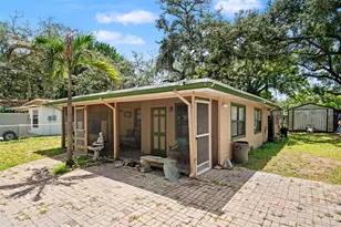 133 E 145th Ave, Tampa, FL 33613 - Photo 3