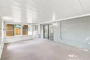 8836 79th Pl, Seminole, FL 33777 - Photo 17