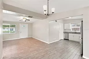 8836 79th Pl, Seminole, FL 33777 - Photo 11