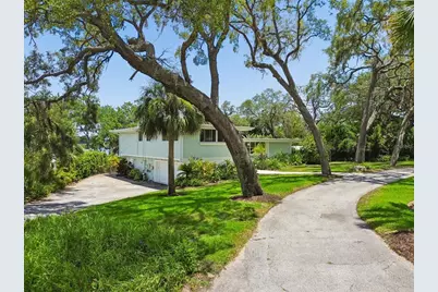 904 Bayshore Drive, Tarpon Springs, FL 34689 - Photo 61