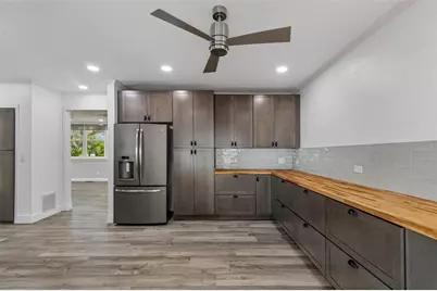 904 Bayshore Drive, Tarpon Springs, FL 34689 - Photo 15