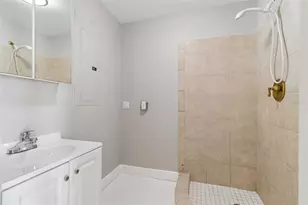 904 Bayshore Dr, Tarpon Springs, FL 34689 - Photo 35