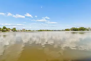 904 Bayshore Dr, Tarpon Springs, FL 34689 - Photo 57