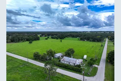 3984 Dixiana Drive, Bowling Green, FL 33834 - Photo 13