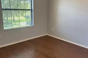 2516 Edgewater Falls Dr, Brandon, FL 33511 - Photo 13