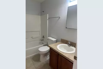 2516 Edgewater Falls Drive, Brandon, FL 33511 - Photo 11