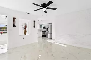 310 Country Club Dr, Oldsmar, FL 34677 - Photo 11