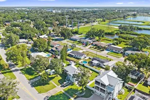 310 Country Club Dr, Oldsmar, FL 34677 - Photo 43