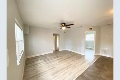2343 8th Street S, Saint Petersburg, FL 33705 - Photo 13