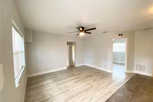 2343 8th St S, Saint Petersburg, FL 33705 - Photo 13