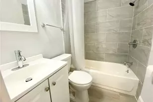2343 8th St S, Saint Petersburg, FL 33705 - Photo 3