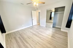 2343 8th St S, Saint Petersburg, FL 33705 - Photo 7