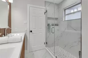 5627 Oakland Dr, Tampa, FL 33617 - Photo 27