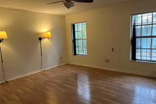 7803 N Whittier St, Tampa, FL 33617 - Photo 9