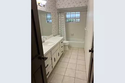 7803 N Whittier Street, Tampa, FL 33617 - Photo 13