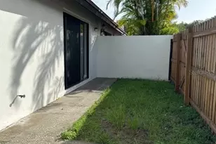 11411 Midfield Way, Tampa, FL 33624 - Photo 15