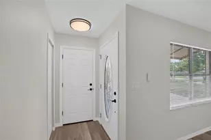 1006 Saxon Ct, Brandon, FL 33510 - Photo 11