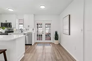 11917 Congressional Dr, Tampa, FL 33626 - Photo 15