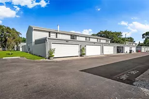 11917 Congressional Dr, Tampa, FL 33626 - Photo 37