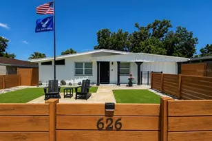 626 Laura Ln, Dunedin, FL 34698 - Photo 33