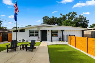 626 Laura Ln, Dunedin, FL 34698 - Photo 49