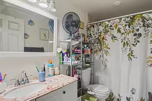 3090 11th Ave E, Bradenton, FL 34208 - Photo 9