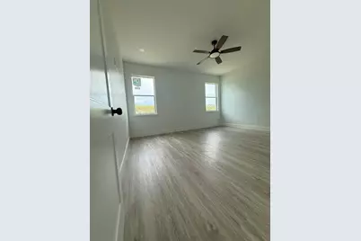 5541 Moongate Road, Spring Hill, FL 34606 - Photo 11
