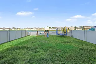 3166 Oyster Cv St, Wimauma, FL 33598 - Photo 5