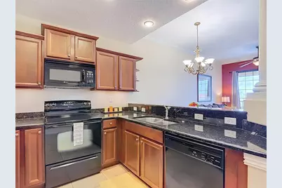 13941 Clubhouse Drive #304, Tampa, FL 33618 - Photo 7
