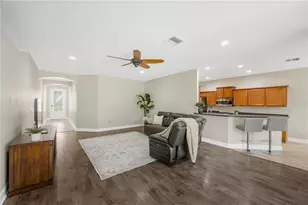 8406 Lagerfeld Dr, Land O Lakes, FL 34637 - Photo 17