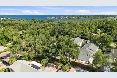 135 24th Avenue SE, Saint Petersburg, FL 33705 - Photo 51