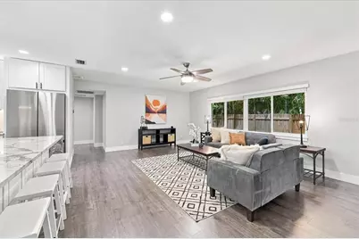 135 24th Avenue SE, Saint Petersburg, FL 33705 - Photo 17