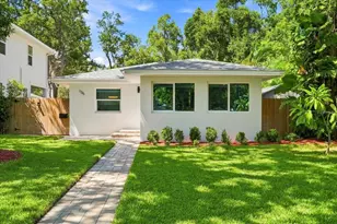 135 24th Ave SE, Saint Petersburg, FL 33705 - Photo 3