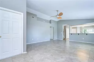 8736 Morrison Oaks Ct, Temple Terrace, FL 33637 - Photo 11