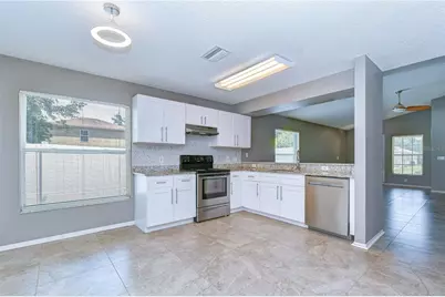 8736 Morrison Oaks Court, Temple Terrace, FL 33637 - Photo 17