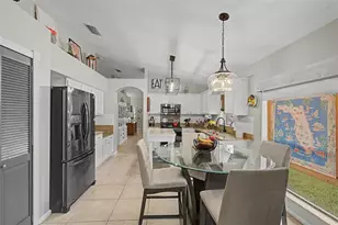 2022 Samantha Ln, Valrico, FL 33594 - Photo 25