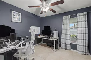 2022 Samantha Ln, Valrico, FL 33594 - Photo 43