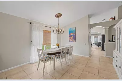 2022 Samantha Lane, Valrico, FL 33594 - Photo 11