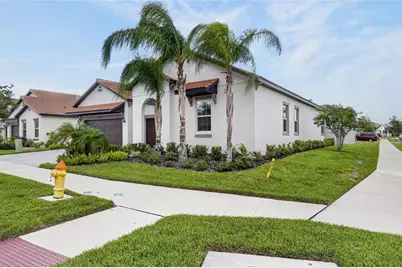 17509 Holly Well Avenue, Wimauma, FL 33598 - Photo 13