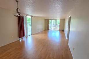 1001 Pearce Dr, Clearwater, FL 33764 - Photo 7