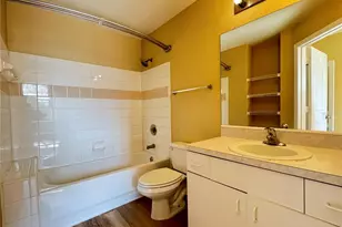 17102 Carrington Park Dr, Tampa, FL 33647 - Photo 21