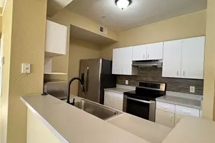 17102 Carrington Park Dr, Tampa, FL 33647 - Photo 13