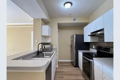 17102 Carrington Park Drive #320, Tampa, FL 33647 - Photo 11