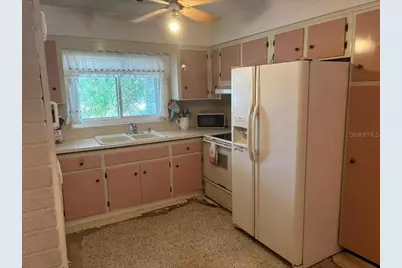 2443 66th Terrace S, Saint Petersburg, FL 33712 - Photo 9