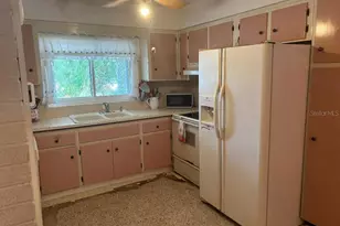 2443 66th Terrace S, Saint Petersburg, FL 33712 - Photo 9