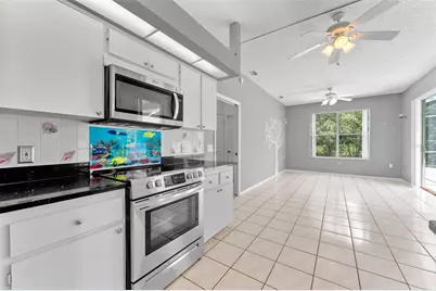 11303 Topaz Street, Spring Hill, FL 34608 - Photo 15